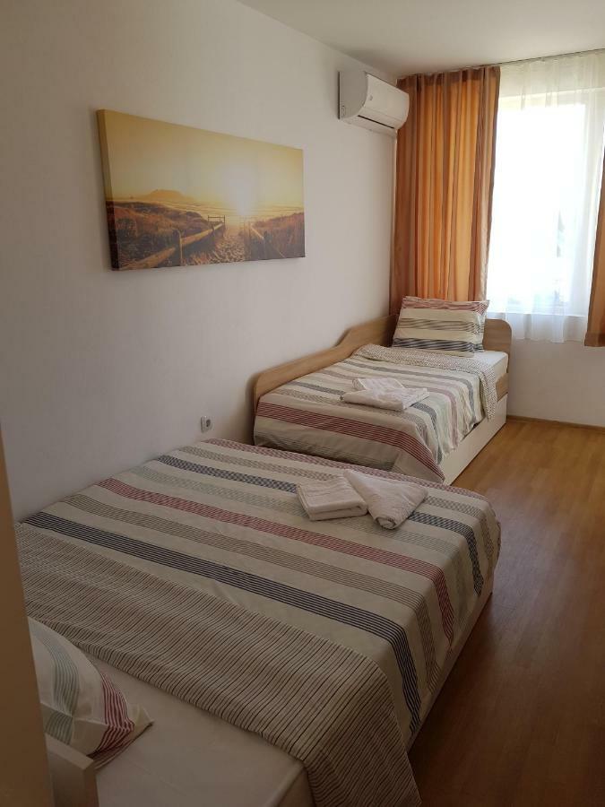 Aquapark Apartment Sunny Beach Exterior photo
