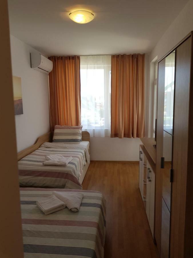 Aquapark Apartment Sunny Beach Exterior photo