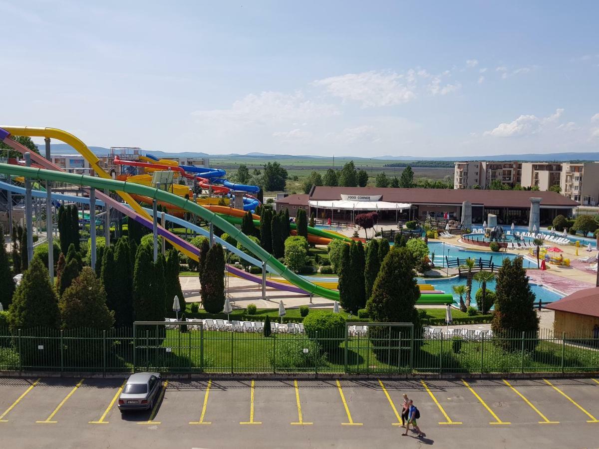 Aquapark Apartment Sunny Beach Exterior photo